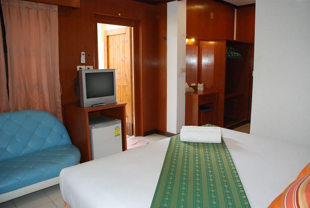 Amity Beach Resort Maret Exterior photo