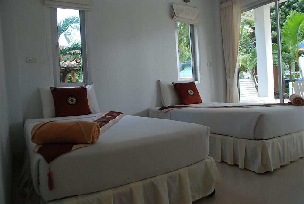 Amity Beach Resort Maret Exterior photo