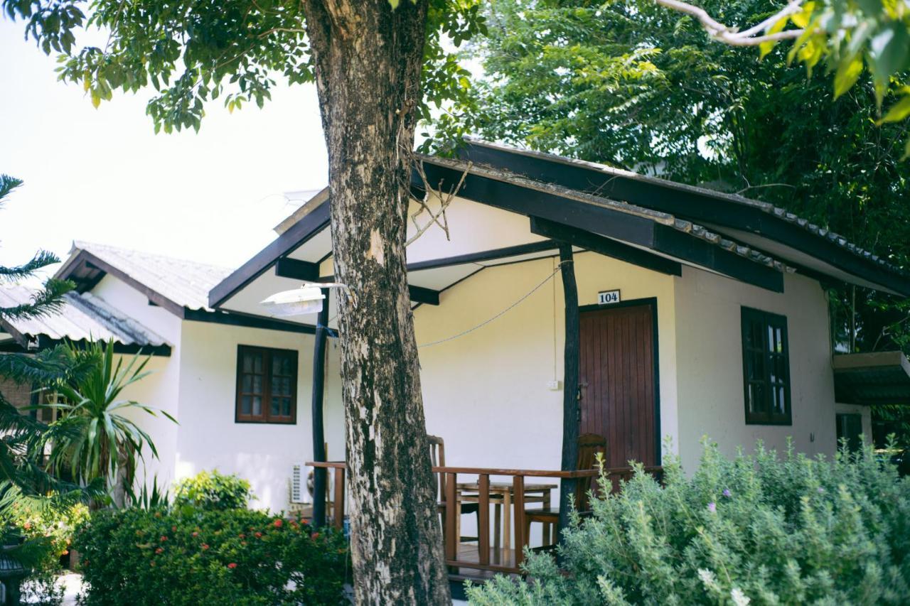 Amity Beach Resort Maret Exterior photo